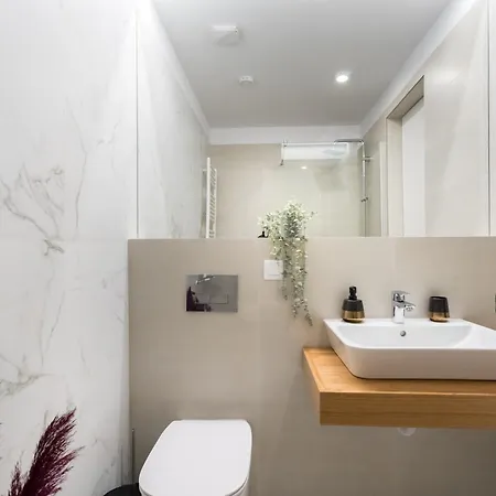 Апартаменти Cozy Business Area 1br Near Aviatiei *