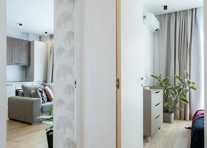 Апартаменти Cozy Business Area 1br Near Aviatiei Бухарест
