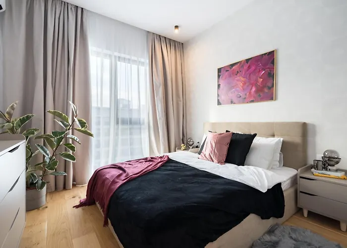 Cozy Business Area 1br Near Aviatiei Апартаменти Бухарест